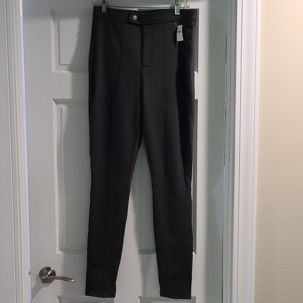[SOLD] Gap NWT High Rise Twill Leggings in Ponte Size 10